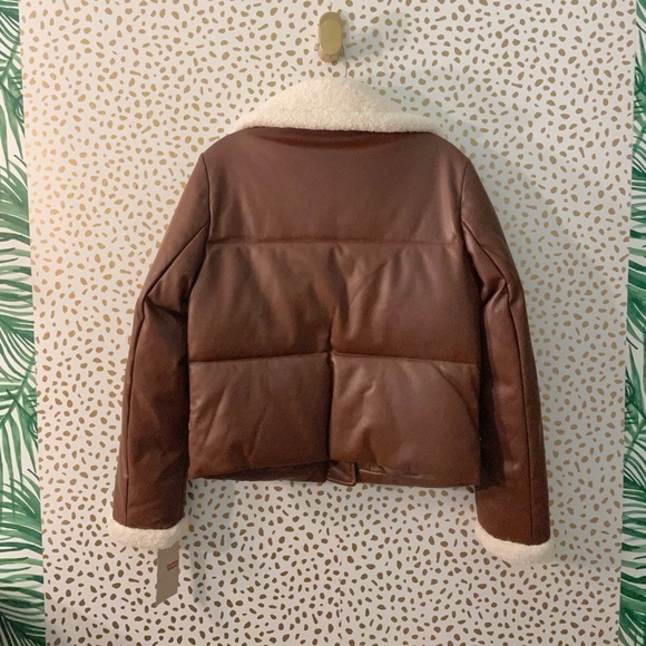 NWT Levi’s Breanna Puffer Brown Sherpa Lined Faux Leather - Picture 10 of 10